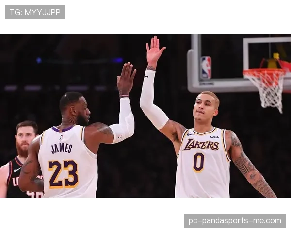 库兹马核心得分手数据跃升，单打效率领先队内同位置队友