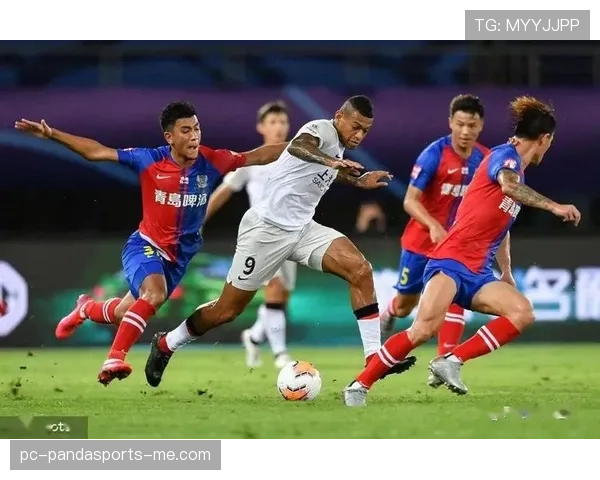 多特关键战表现不佳，对赛季走势形成制约，稳定性面临考验